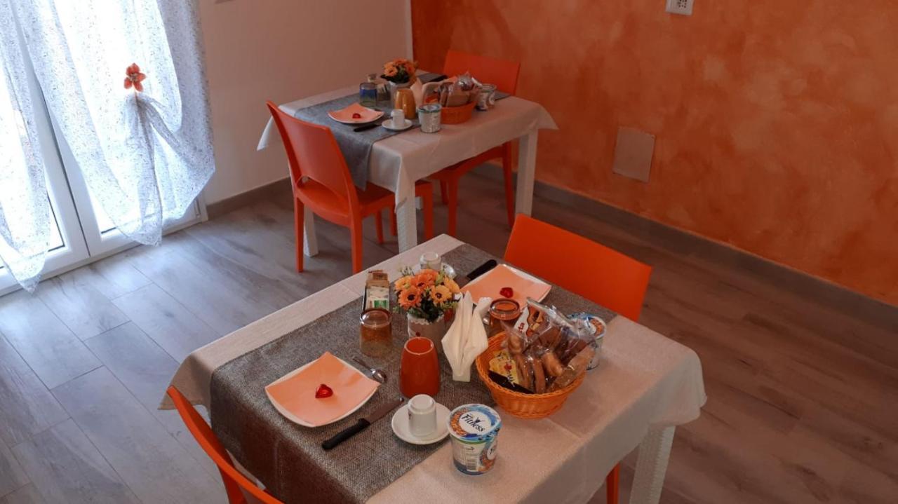 R&B Mediterraneo Bosa Εξωτερικό φωτογραφία